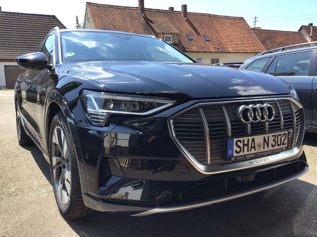 Audi e-tron 2019