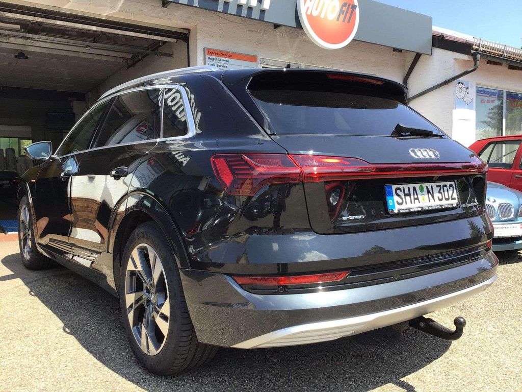 Audi e-tron 2019