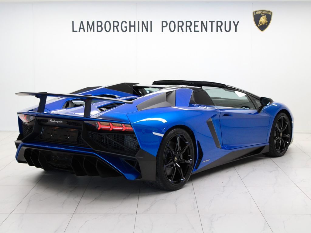 Lamborghini Aventador 2017