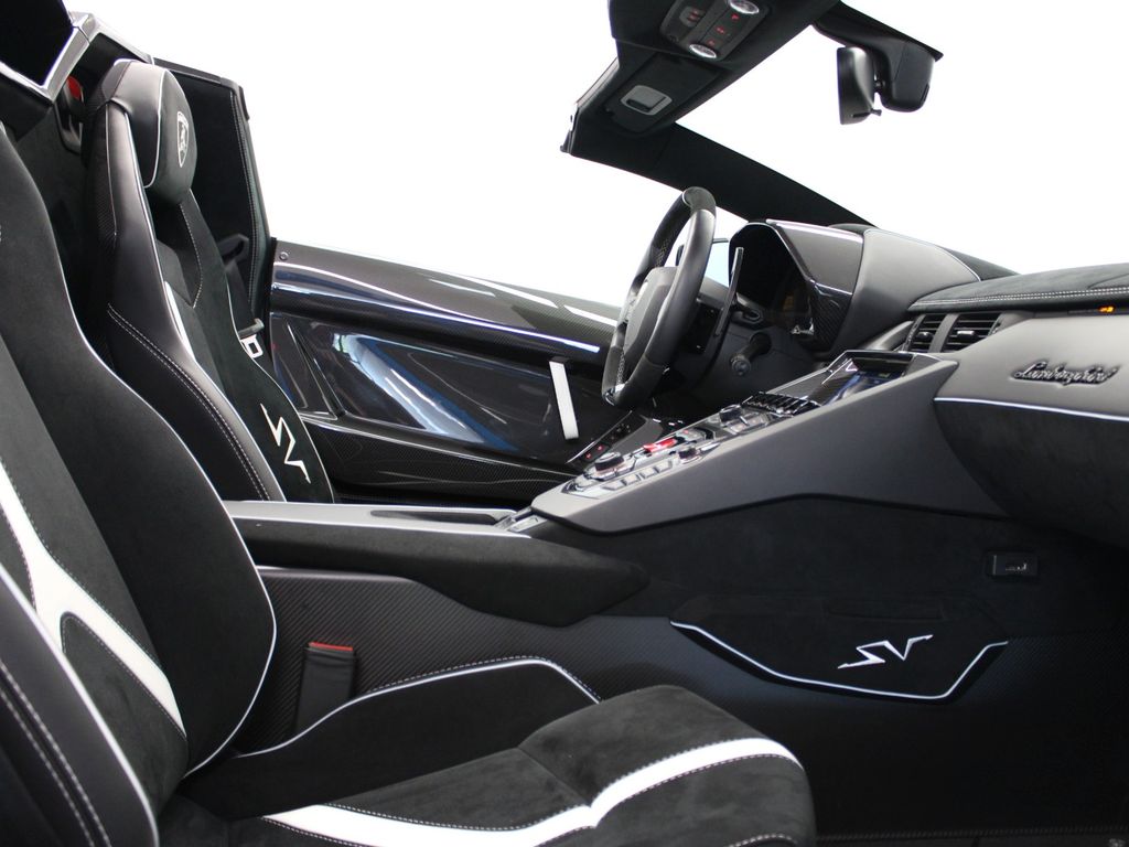 Lamborghini Aventador 2017