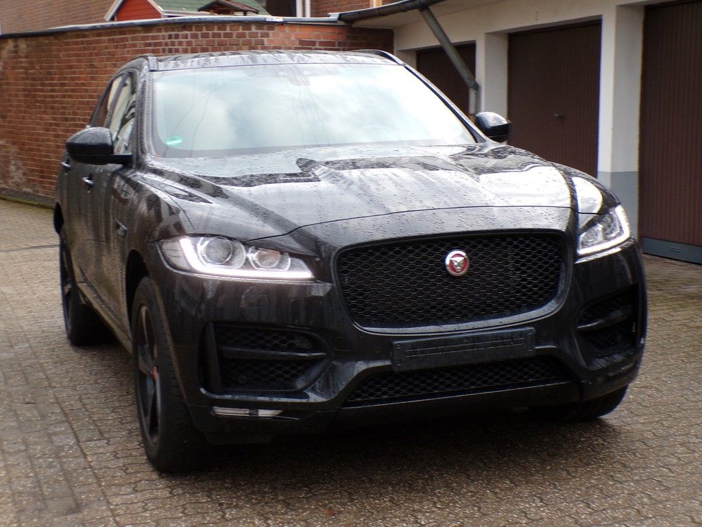 Jaguar F-Pace 2019