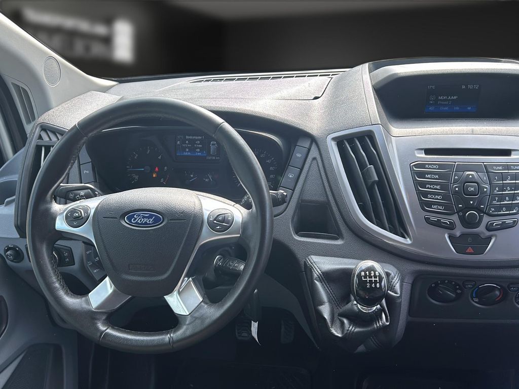 Ford Transit 2019