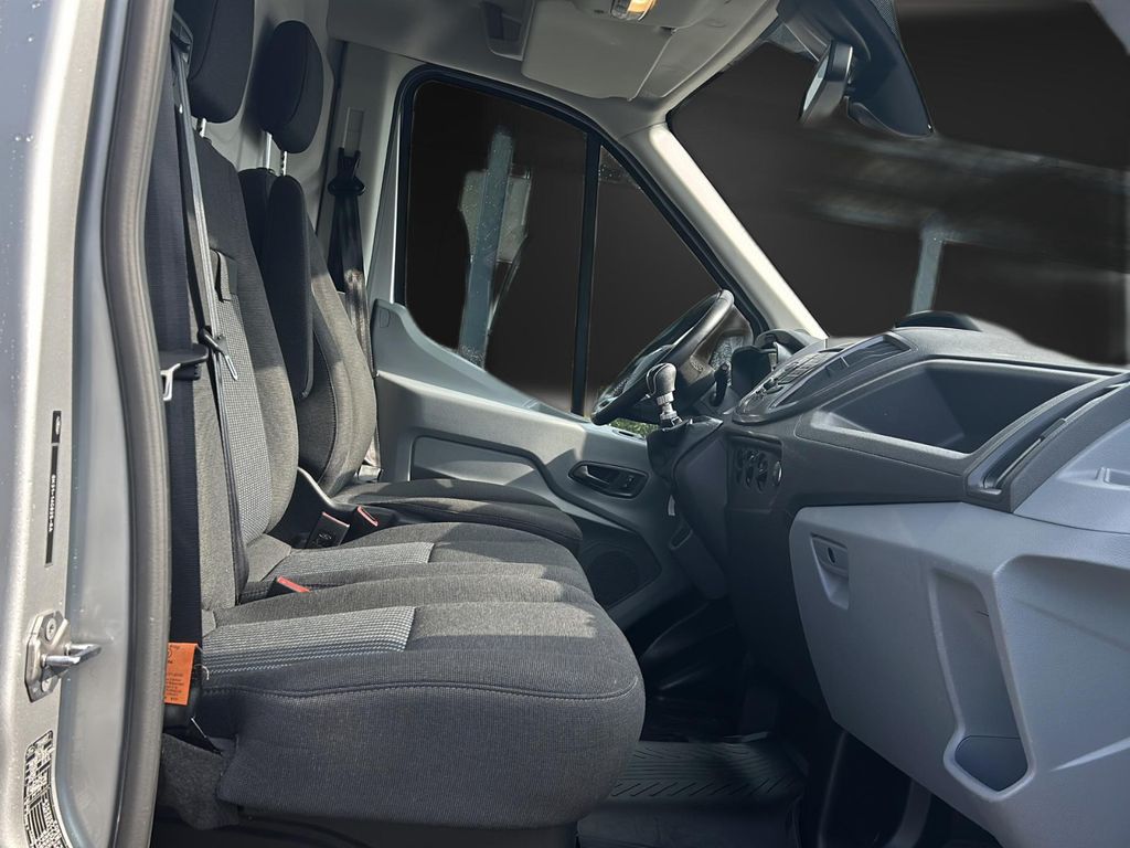 Ford Transit 2019
