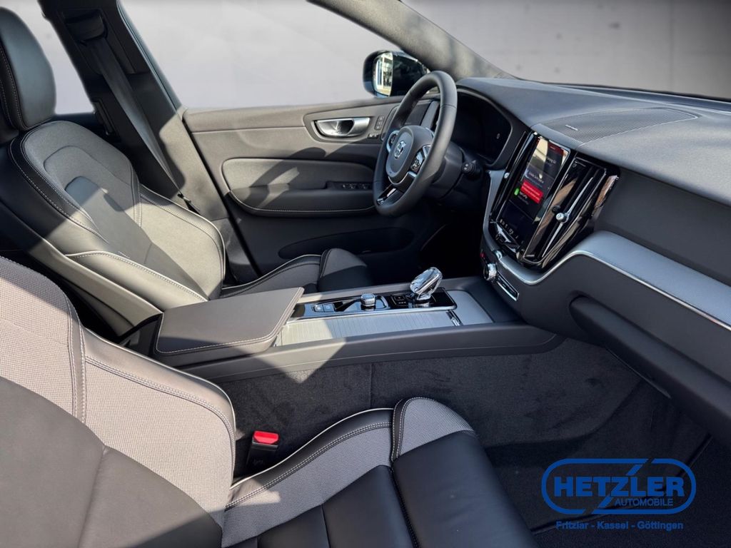 Volvo XC60 2025