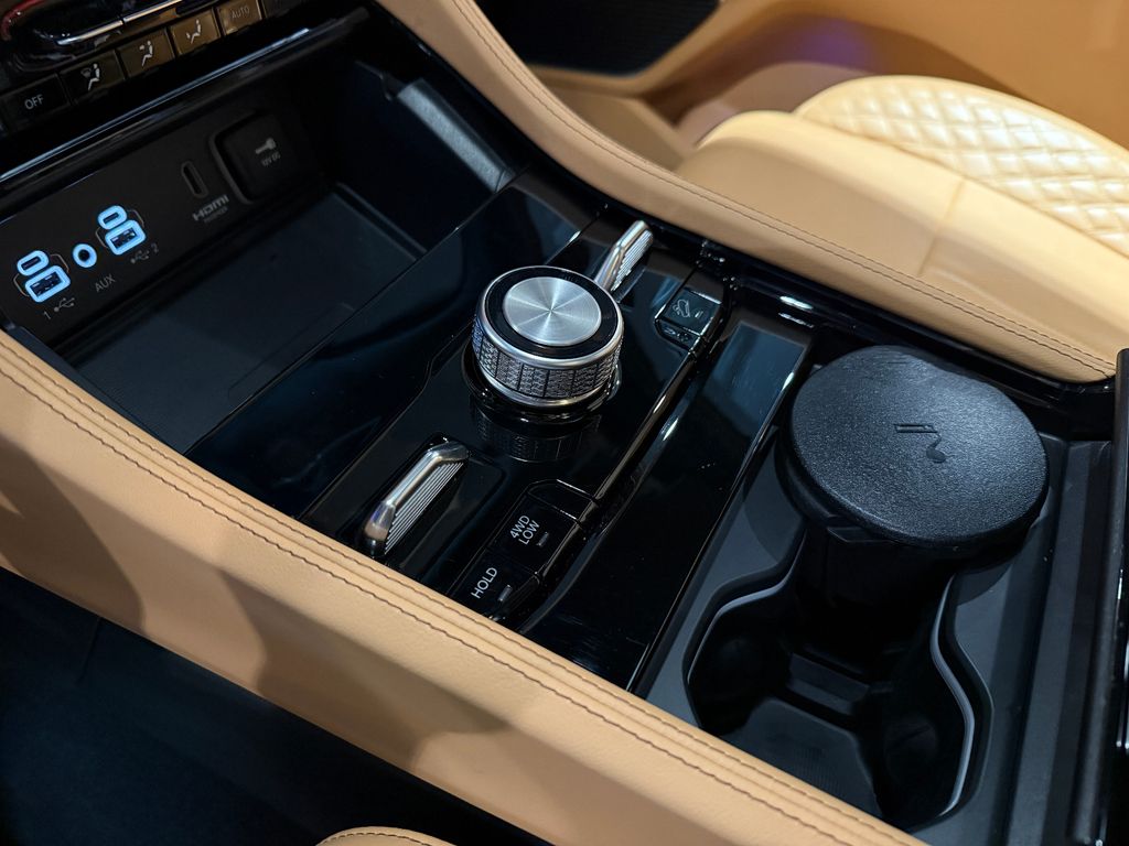 Jeep Grand Cherokee 2023