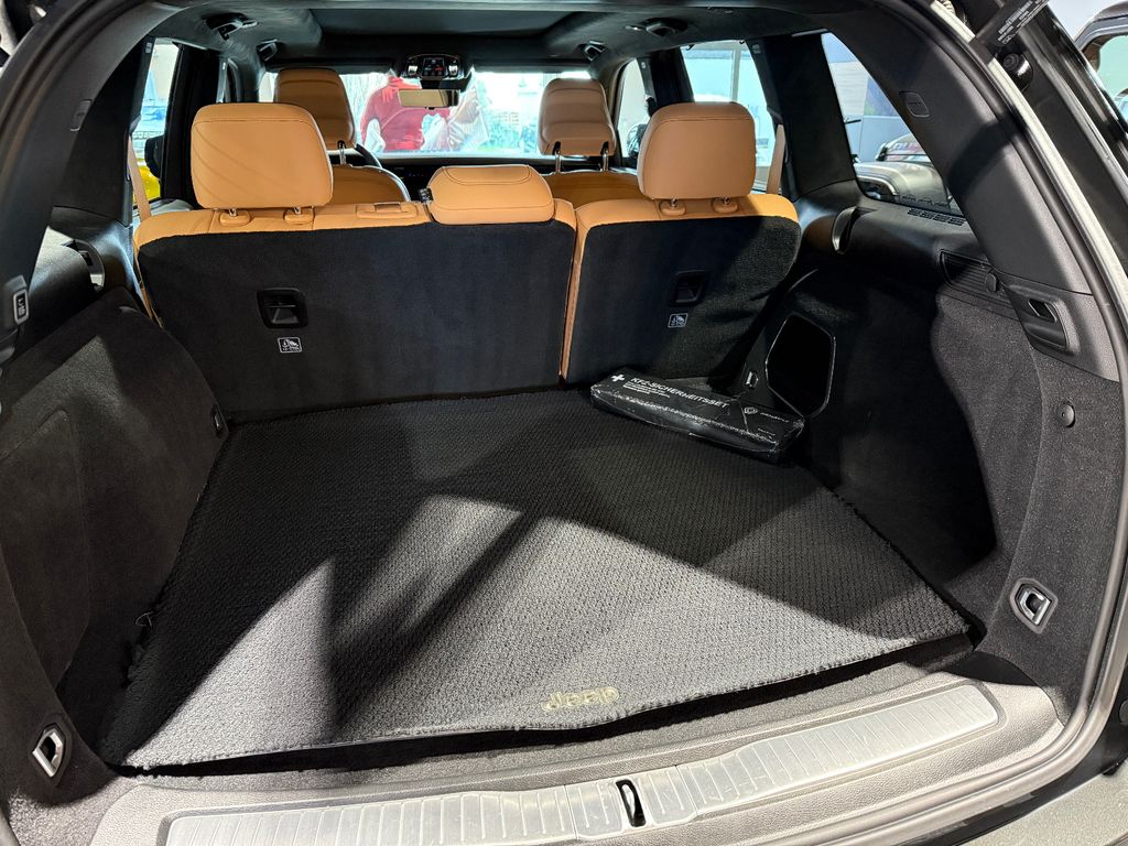 Jeep Grand Cherokee 2023