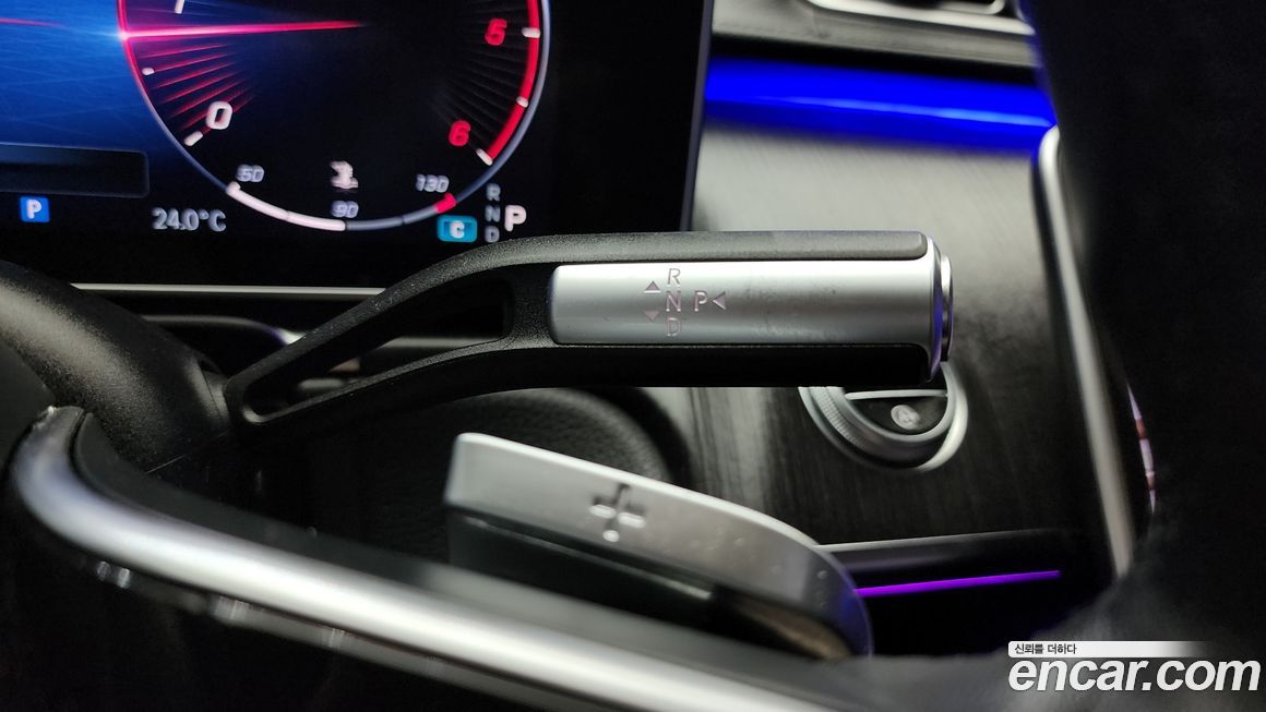 Mercedes-Benz S-Class 2021