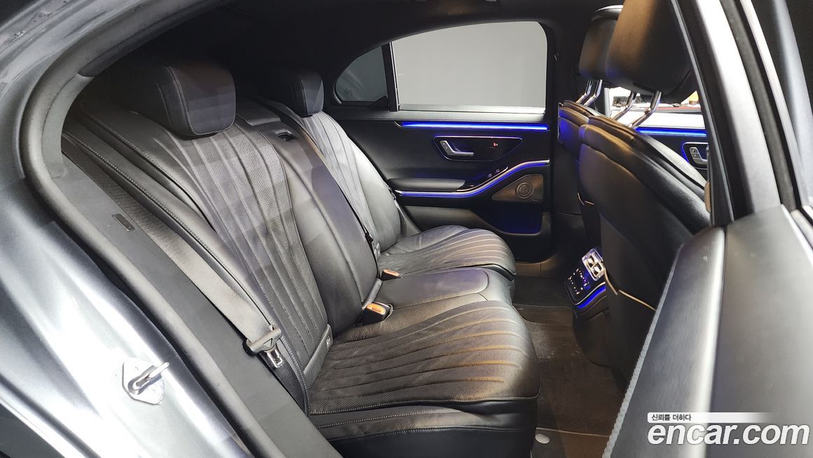 Mercedes-Benz S-Class 2021