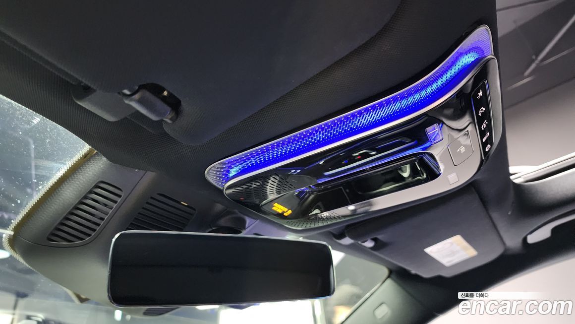 Mercedes-Benz S-Class 2021