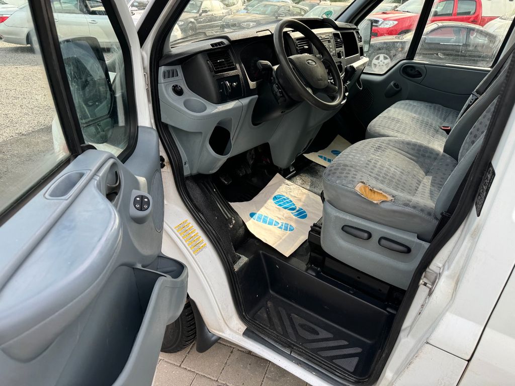 Ford Transit 2013