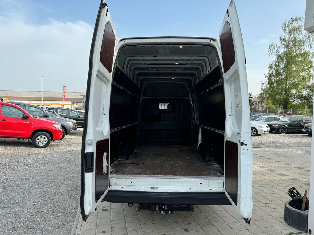 Ford Transit 2013