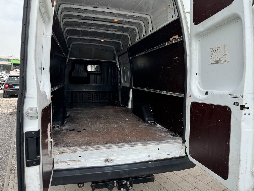 Ford Transit 2013