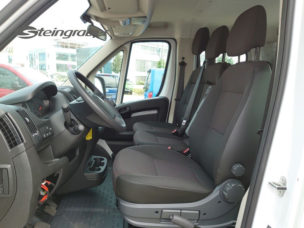 Opel Movano 2023
