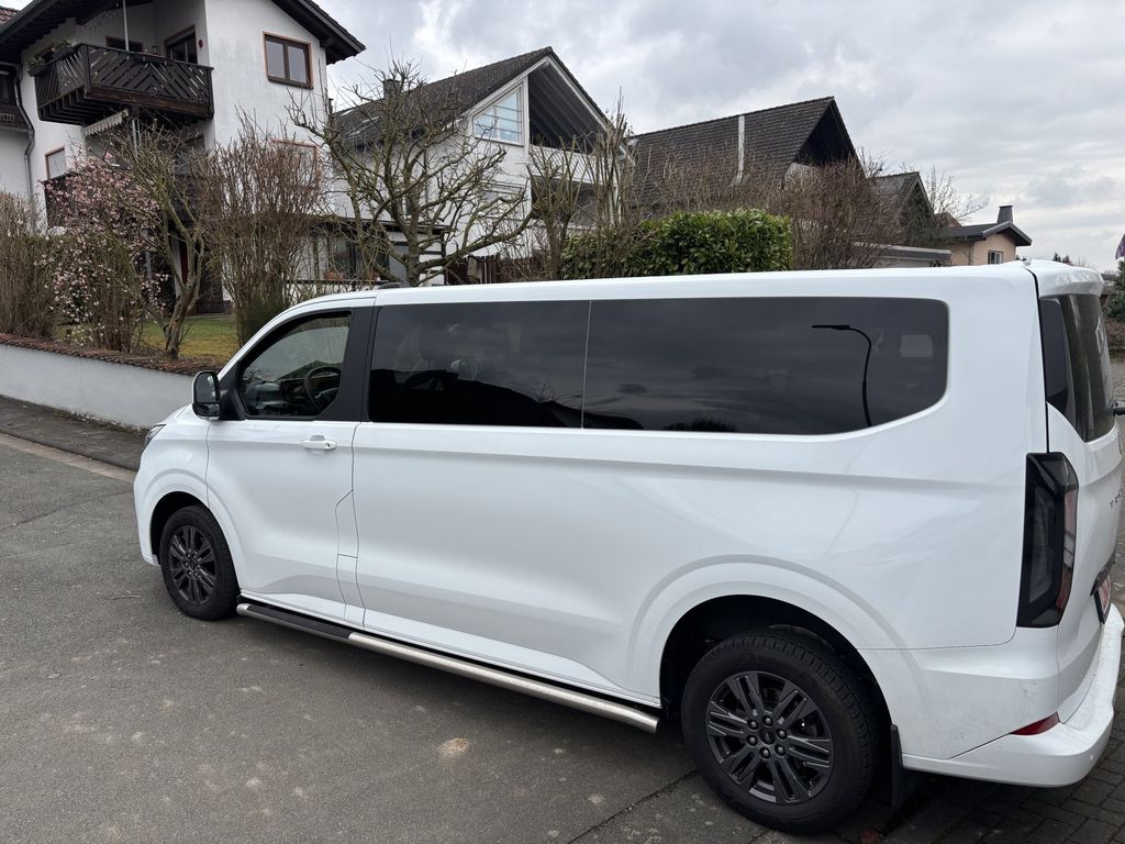Ford Tourneo Custom 2024