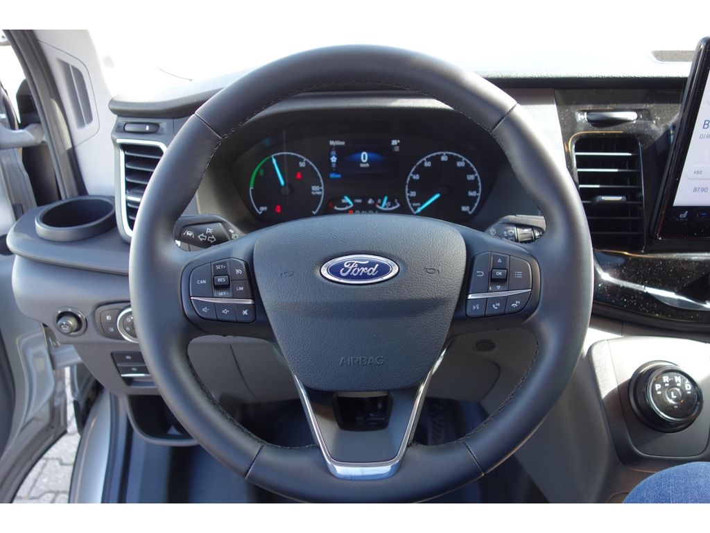 Ford Transit 2024
