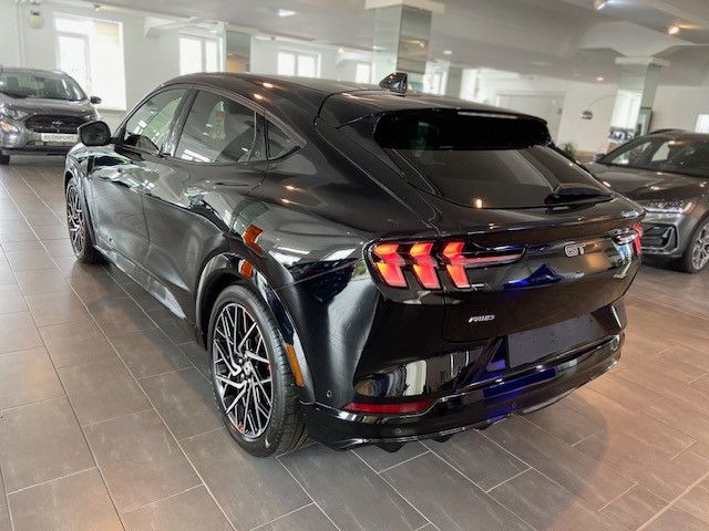 Ford Mustang Mach-E 2022