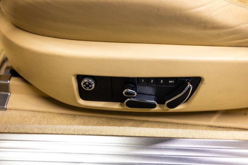 Bentley Continental GTC 2008