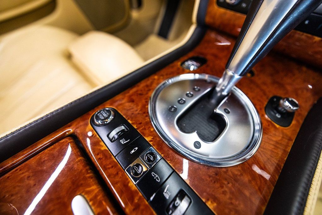 Bentley Continental GTC 2008