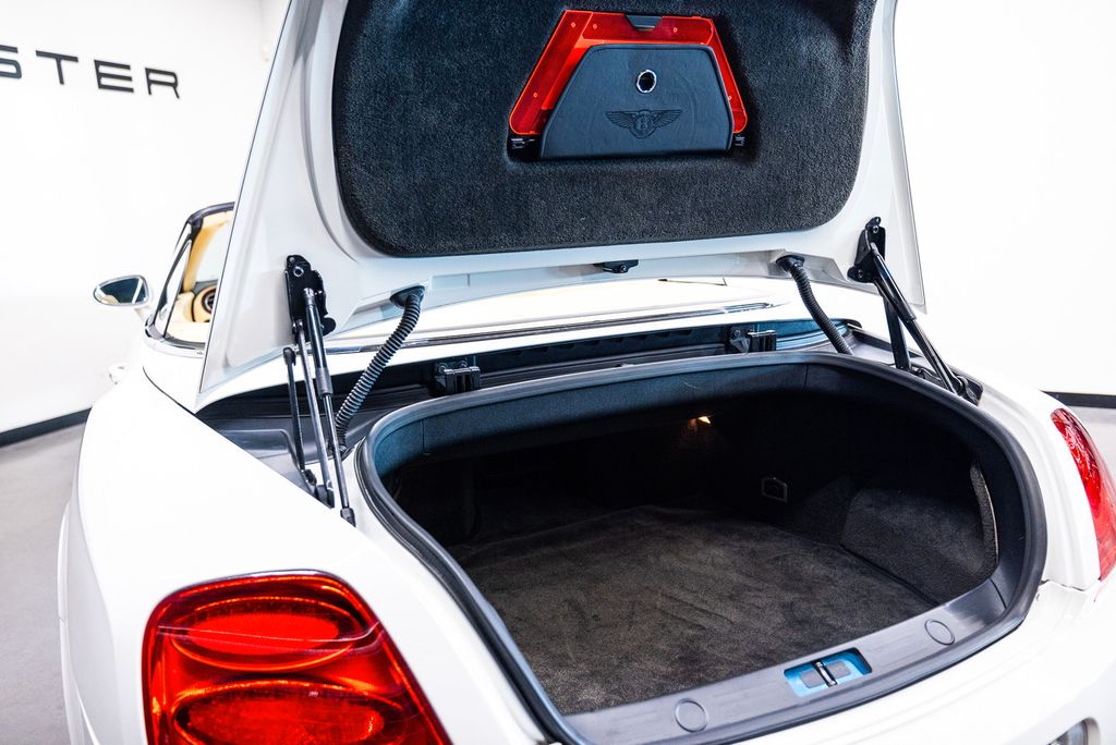 Bentley Continental GTC 2008