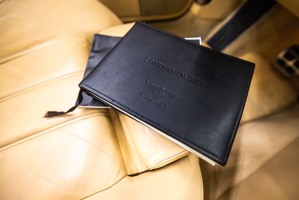 Bentley Continental GTC 2008