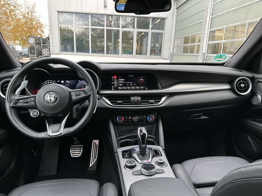 Alfa Romeo Stelvio 2024