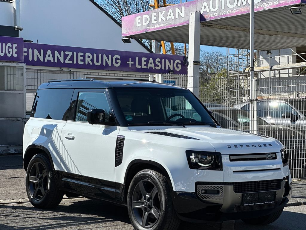 Land Rover Defender 2023