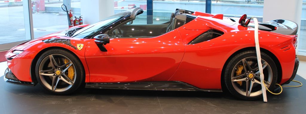 Ferrari SF90 2022