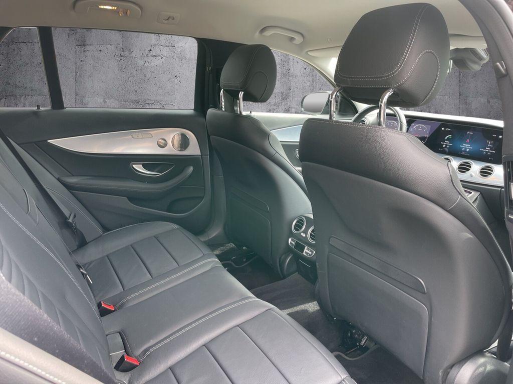 Mercedes-Benz E 220 2021