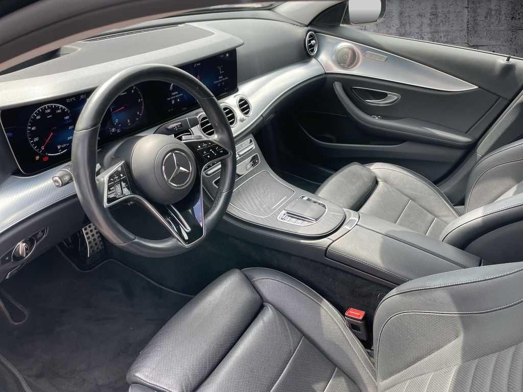 Mercedes-Benz E 220 2021
