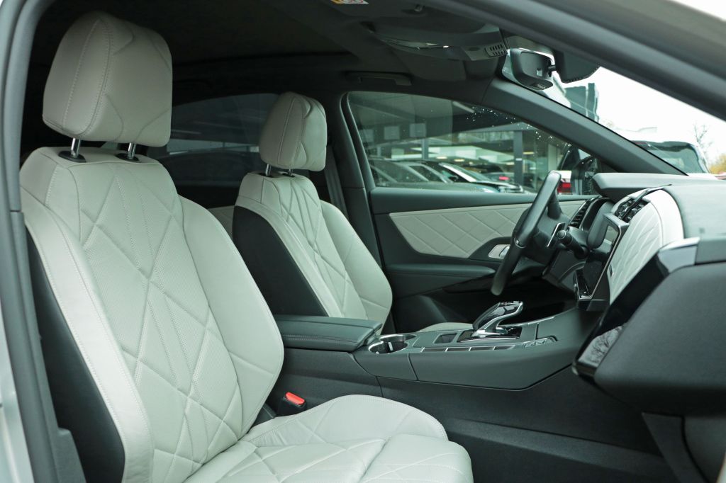 DS Automobiles DS7 (Crossback) 2022