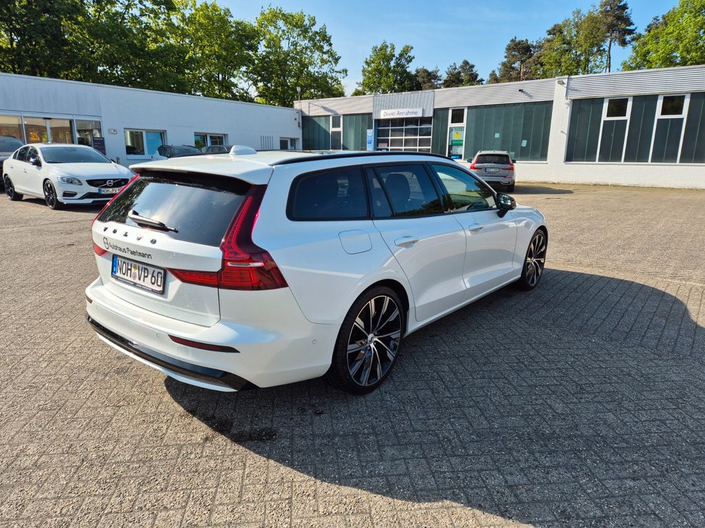 Volvo V60 2024