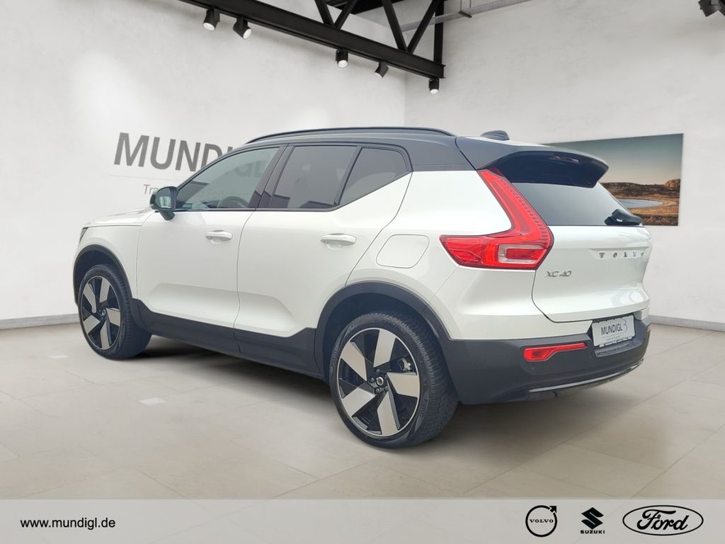 Volvo XC40 2023