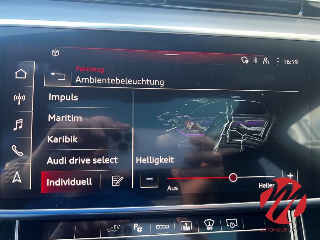 Audi A8 2023
