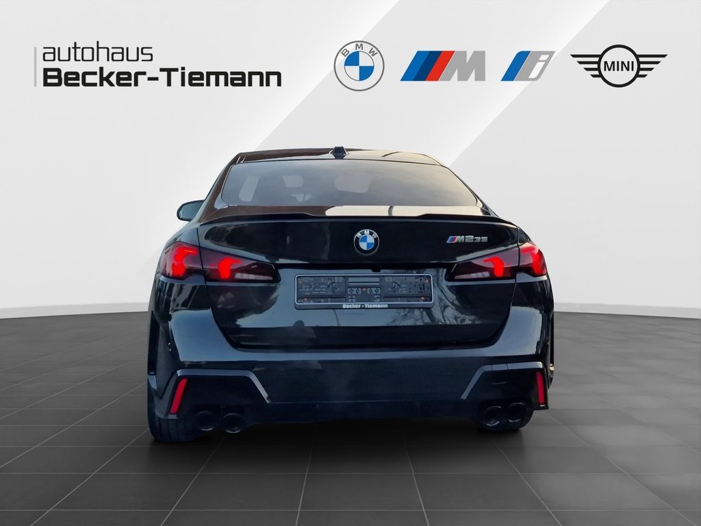 BMW M235 2025