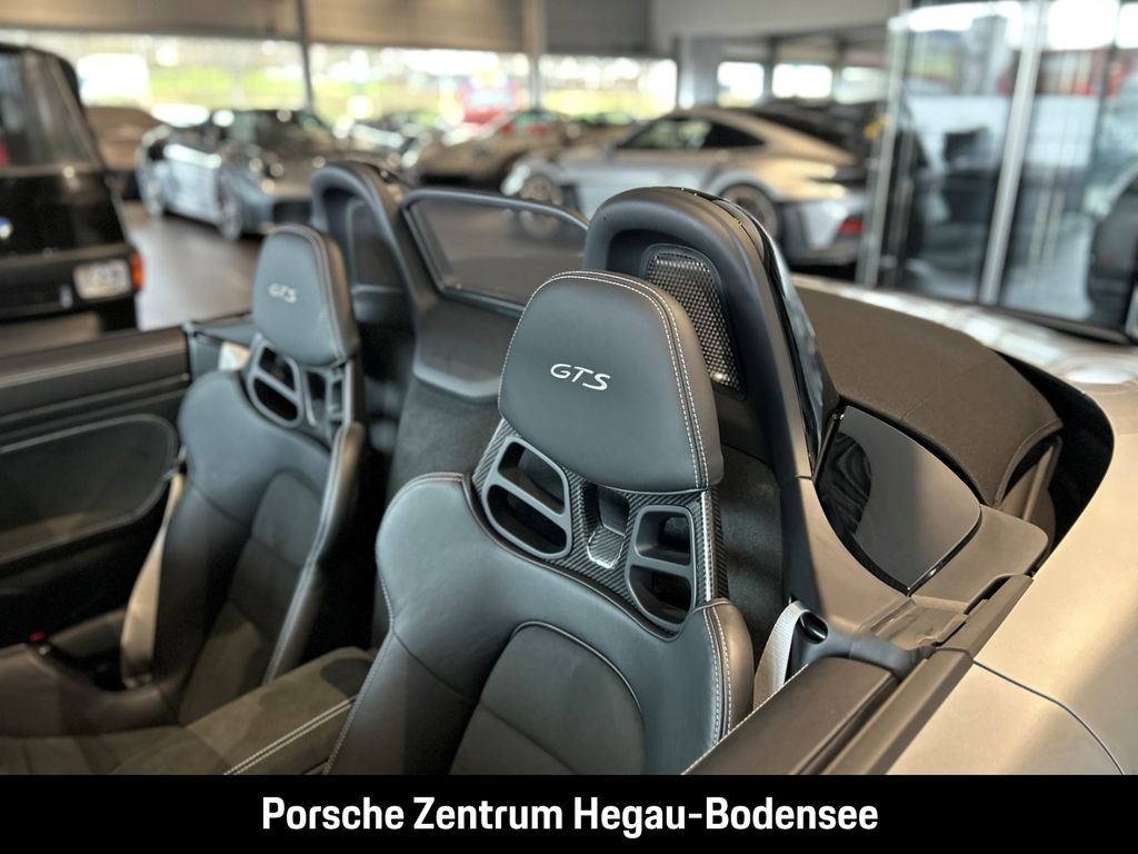 Porsche Boxster 2024