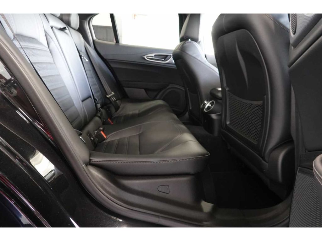 Alfa Romeo Giulia 2025