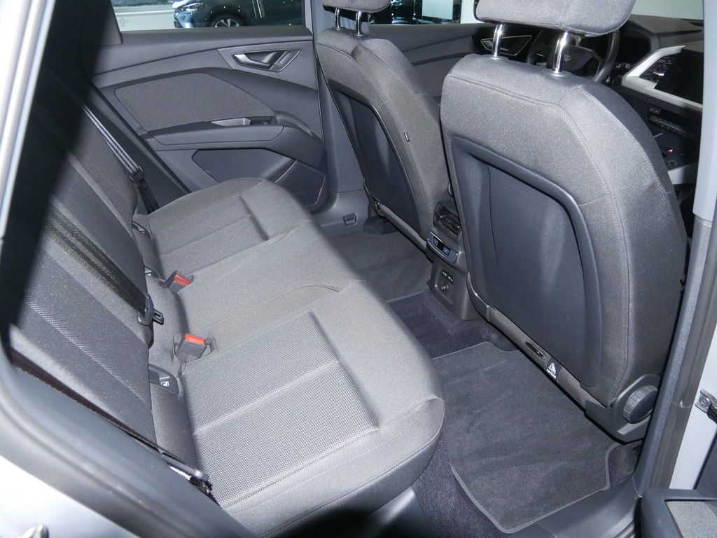 Audi Q4 e-tron 2023