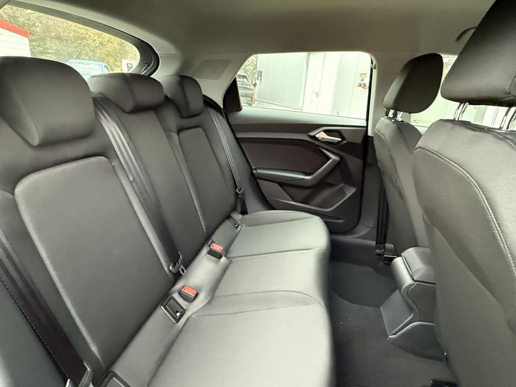 Audi A1 2025