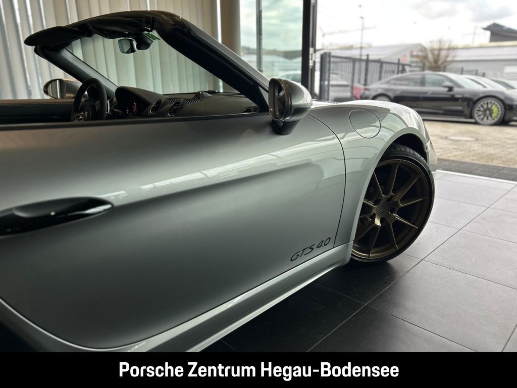 Porsche Boxster 2024