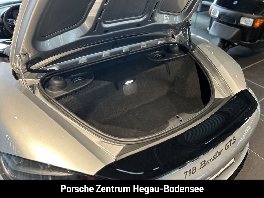 Porsche Boxster 2024