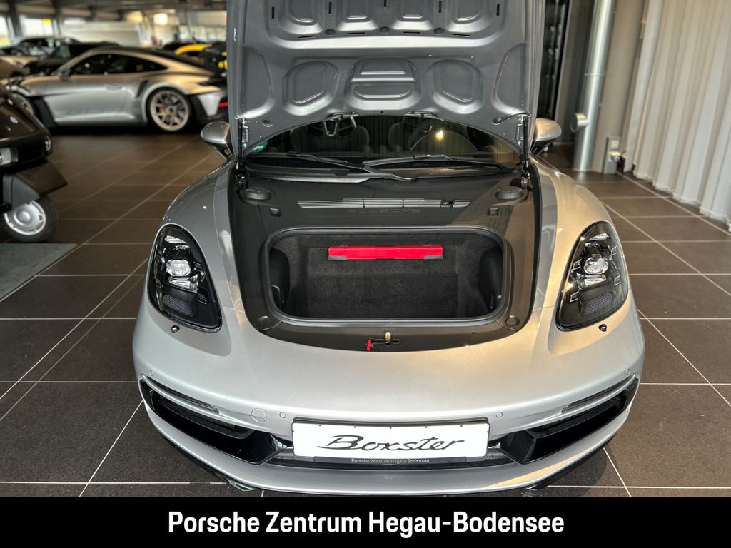 Porsche Boxster 2024