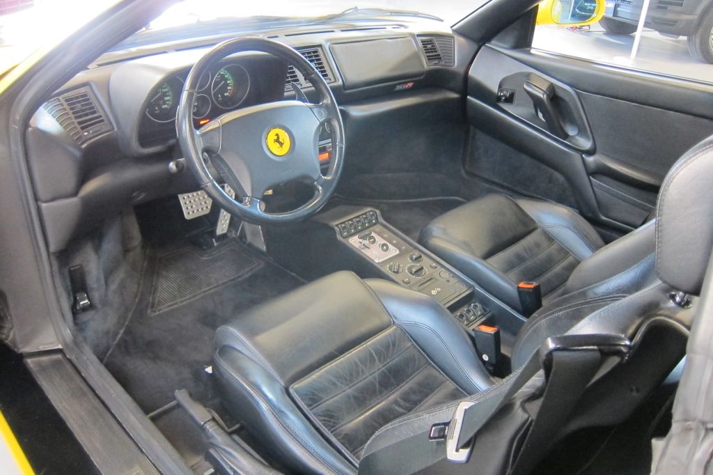 Ferrari F355 1998