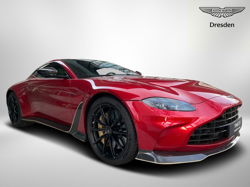 Aston Martin V12 Vantage 2022
