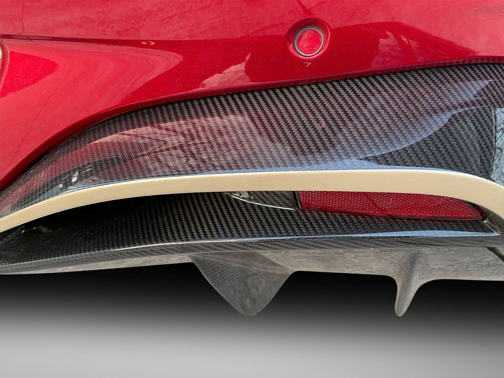 Aston Martin V12 Vantage 2022