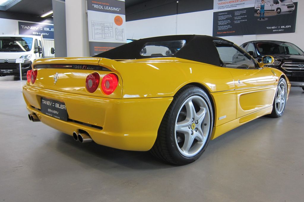 Ferrari F355 1998