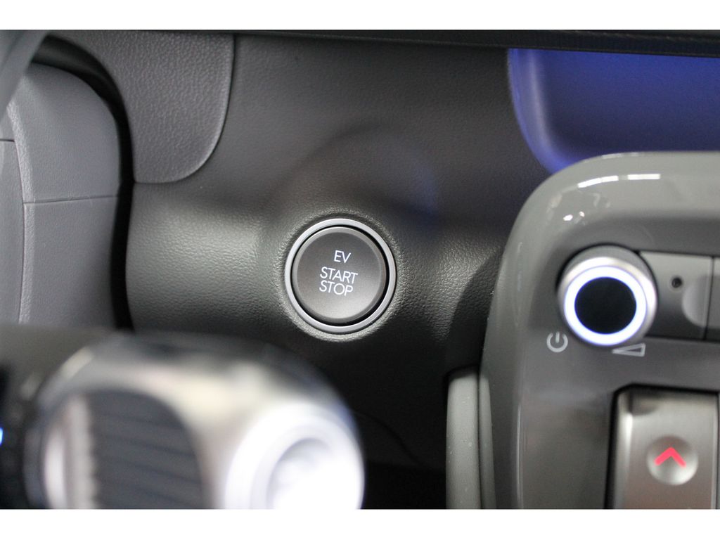 Hyundai INSTER 2025