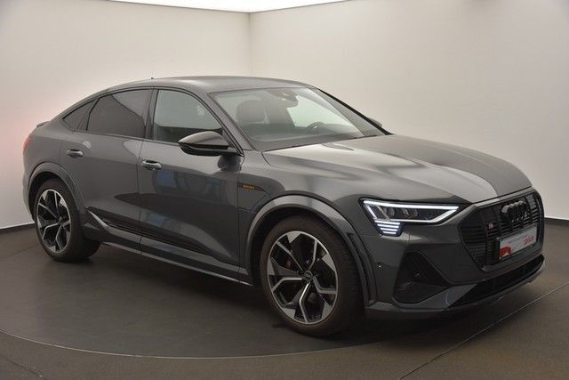 Audi e-tron 2022