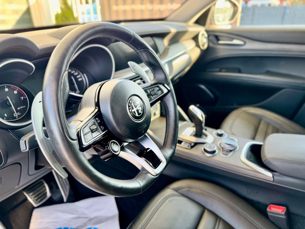 Alfa Romeo Stelvio 2020