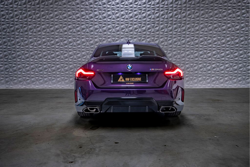 BMW M240i 2022