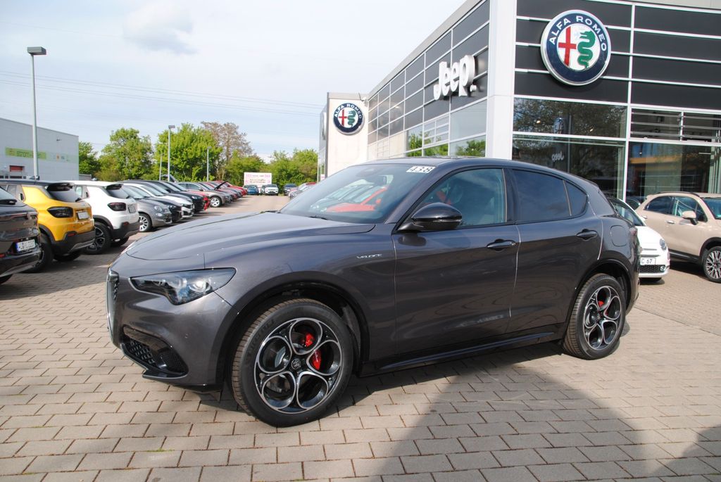 Alfa Romeo Stelvio 2025